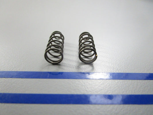 NEW OEM (LOT OF 2) 305860 0305860 OMC Johnson Evinrude Spring 0810