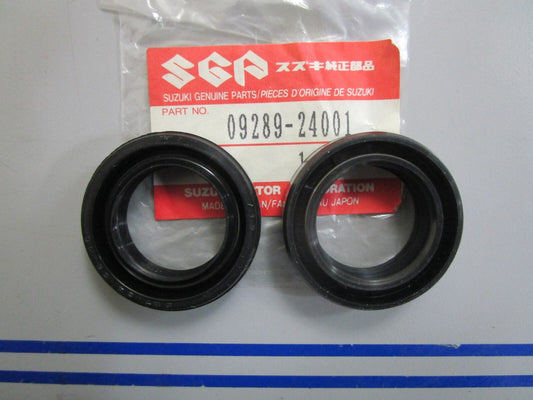 *NEW OEM* (LOT OF 2) 0810 Suzuki Oil Seal 09289-24001