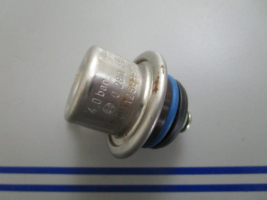 *NEW OEM* 0820 Volvo Penta Fuel Pressure Regulator 3858967