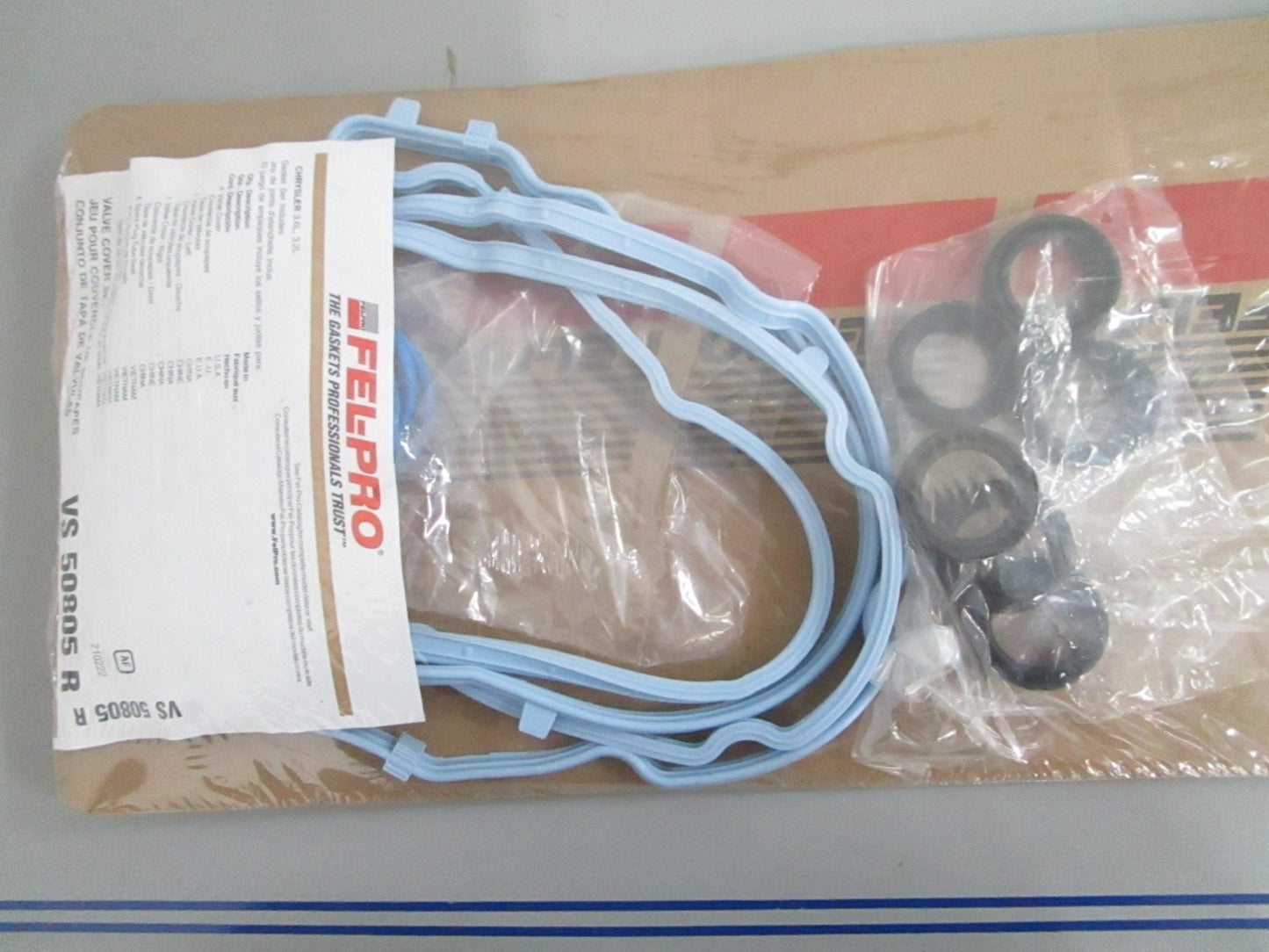 *NEW* 0820 Fel-Pro Valve Cover Gasket Set VS50805R