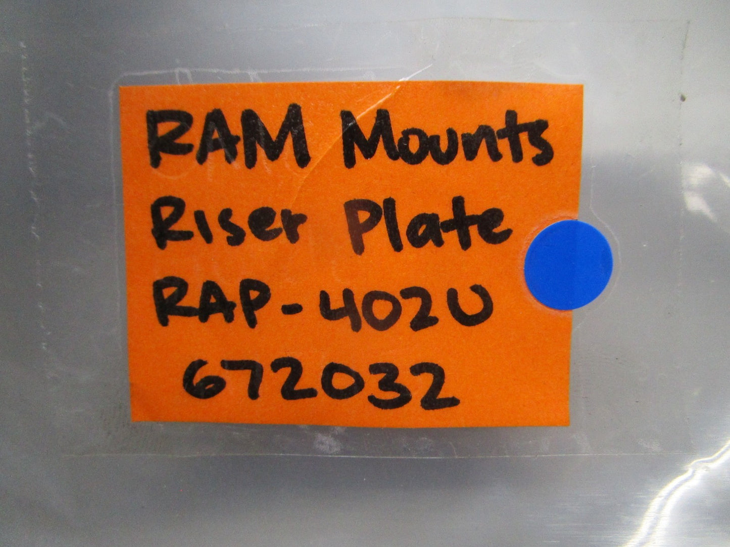 *NEW* 0820 RAM Mounts Riser Plate RAP-402U 672032