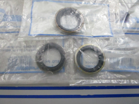 NEW (LOT OF 3) 18-2059 Replaces: OMC 321466 0321466 Sierra Oil Seal 0810