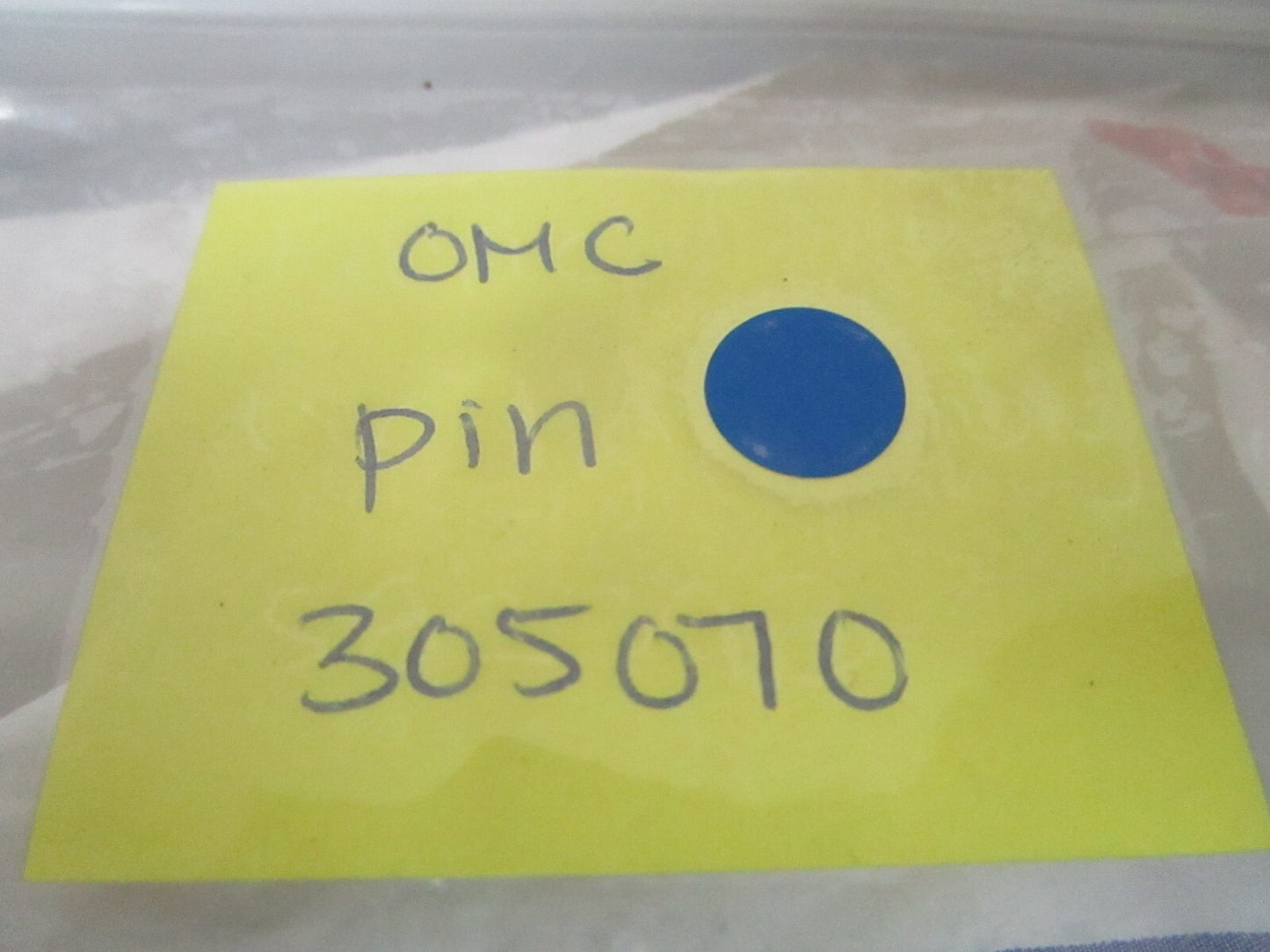 *NEW OEM* 0810 OMC Johnson Evinrude Pin 305070 0305070