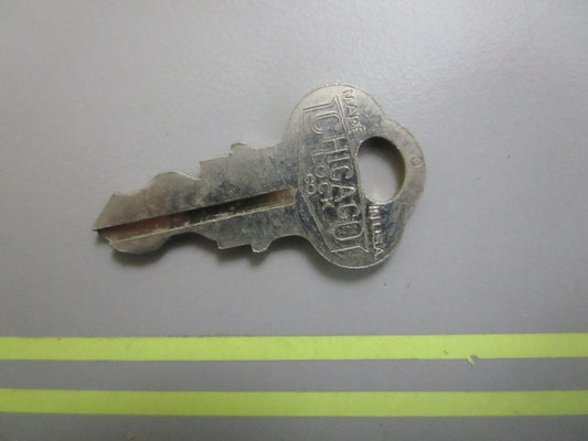 *NEW OEM* 0810 OMC Johnson Evinrude Ignition Key KF54 501569 0501569