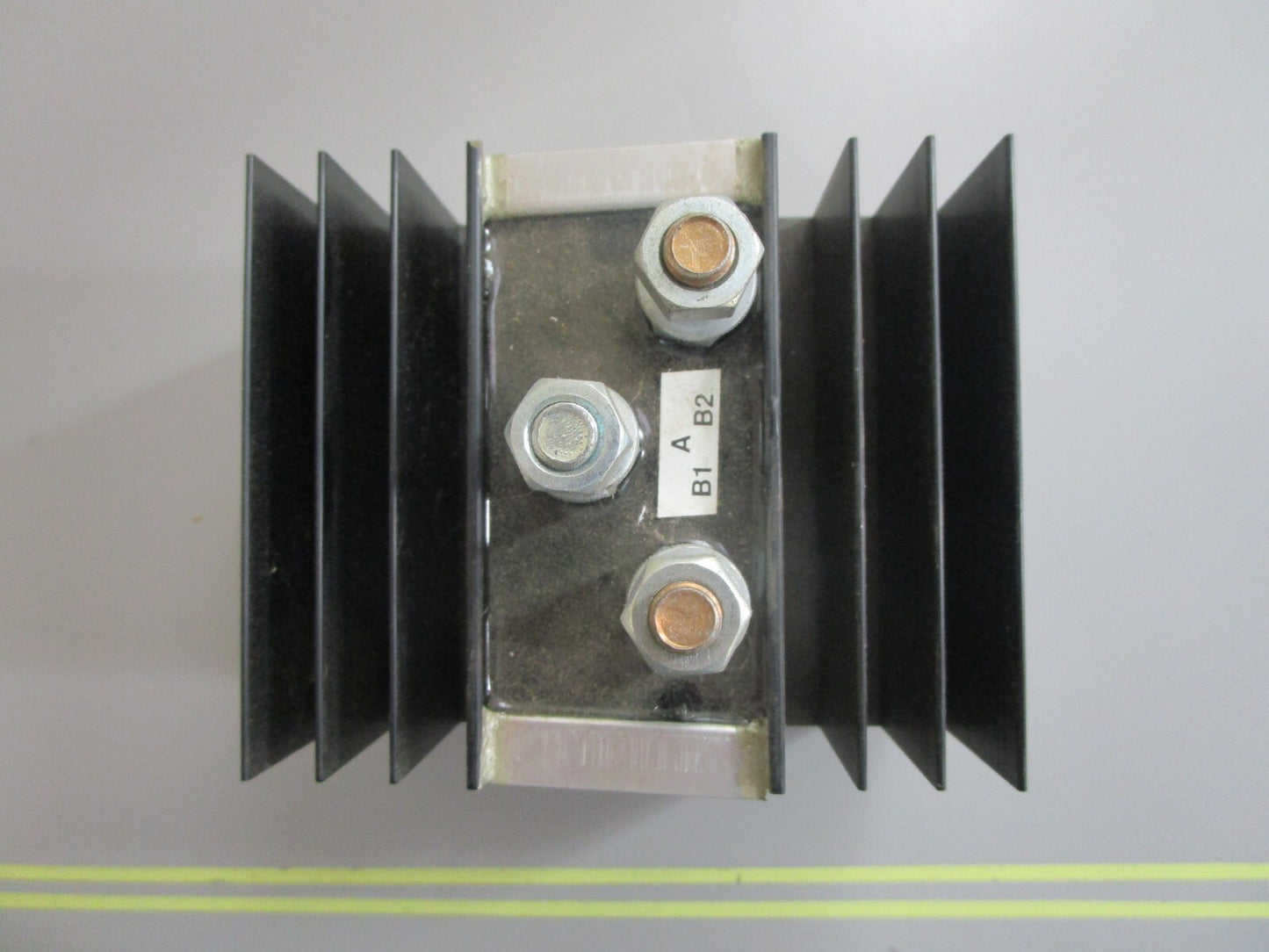 *NEW* 0820 Guest Battery Isolator 2401