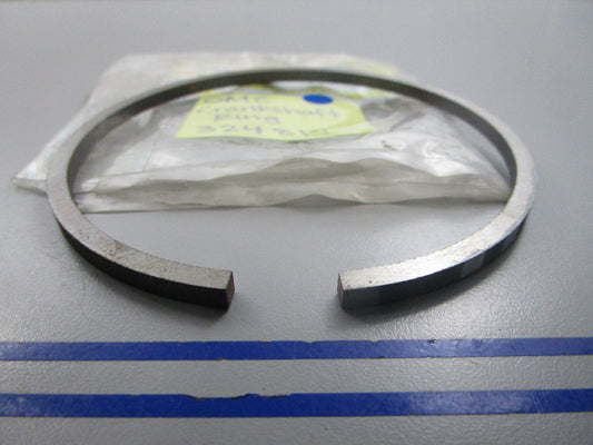 NEW OEM 324817 0324817 OMC Johnson Evinrude Crankshaft Ring 0810