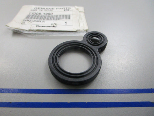 NEW OEM 11009-1990 Kawasaki Spark Plug Gasket 0810