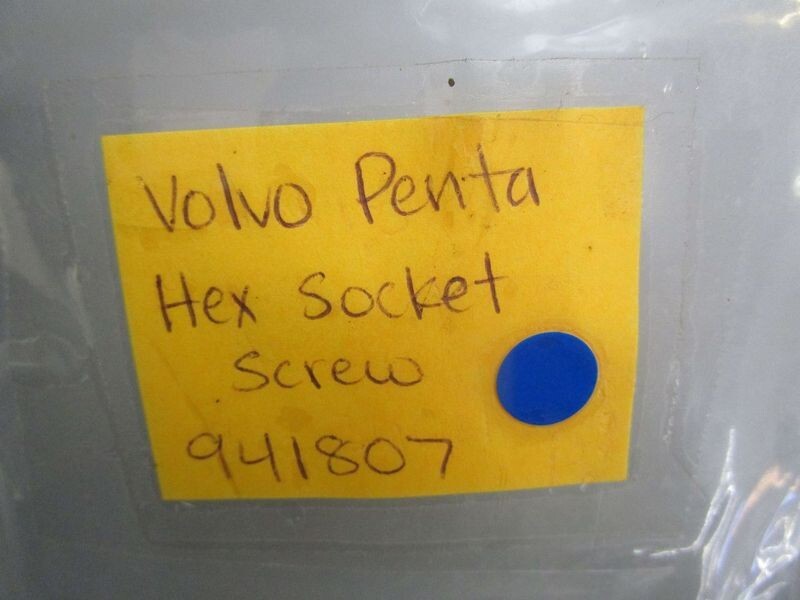*NEW OEM* (LOT OF 2) 0770 Volvo Penta Hex Socket Screw 941807
