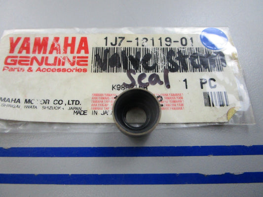 NEW OEM 1J7-12119-01 Yamaha Valve Stem Seal 0810