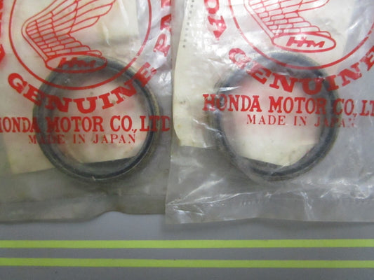 *NEW OEM* (LOT OF 2) 0810 Honda Dust Seal 91210-286-003