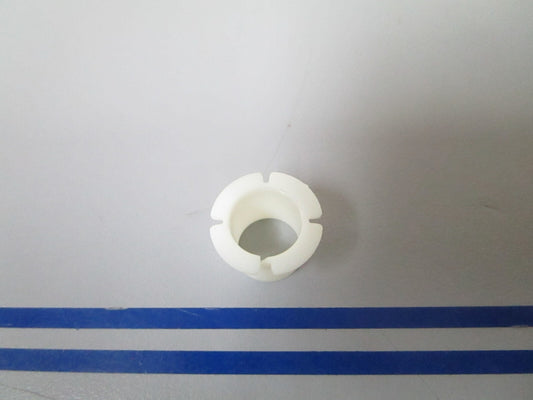 *NEW OEM* 0810 Volvo Penta Bushing 3852094