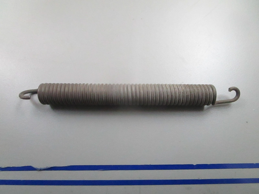 *NEW OEM* 0810 OMC Johnson Evinrude Spring 304282 0304282