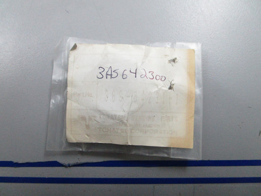 *NEW OEM* 0810 Tohatsu Prop Thrust Holder 369-64231-1 369642311