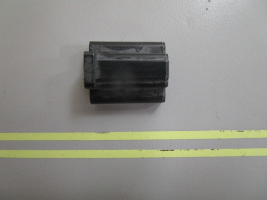 *NEW OEM* 0810 OMC Johnson Evinrude Terminal Housing 309474 0309474