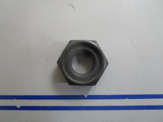 *NEW OEM* 0810 Volvo Penta Nut 854300
