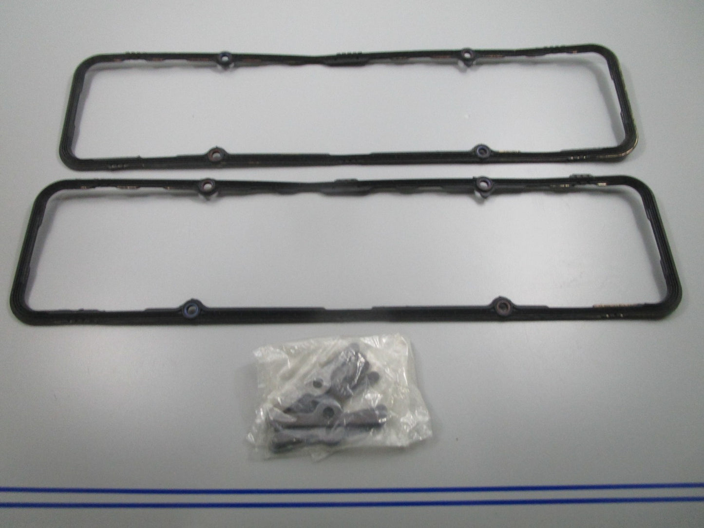 *NEW* 0810 Fel-Pro Valve Cover Set VS 12869 T