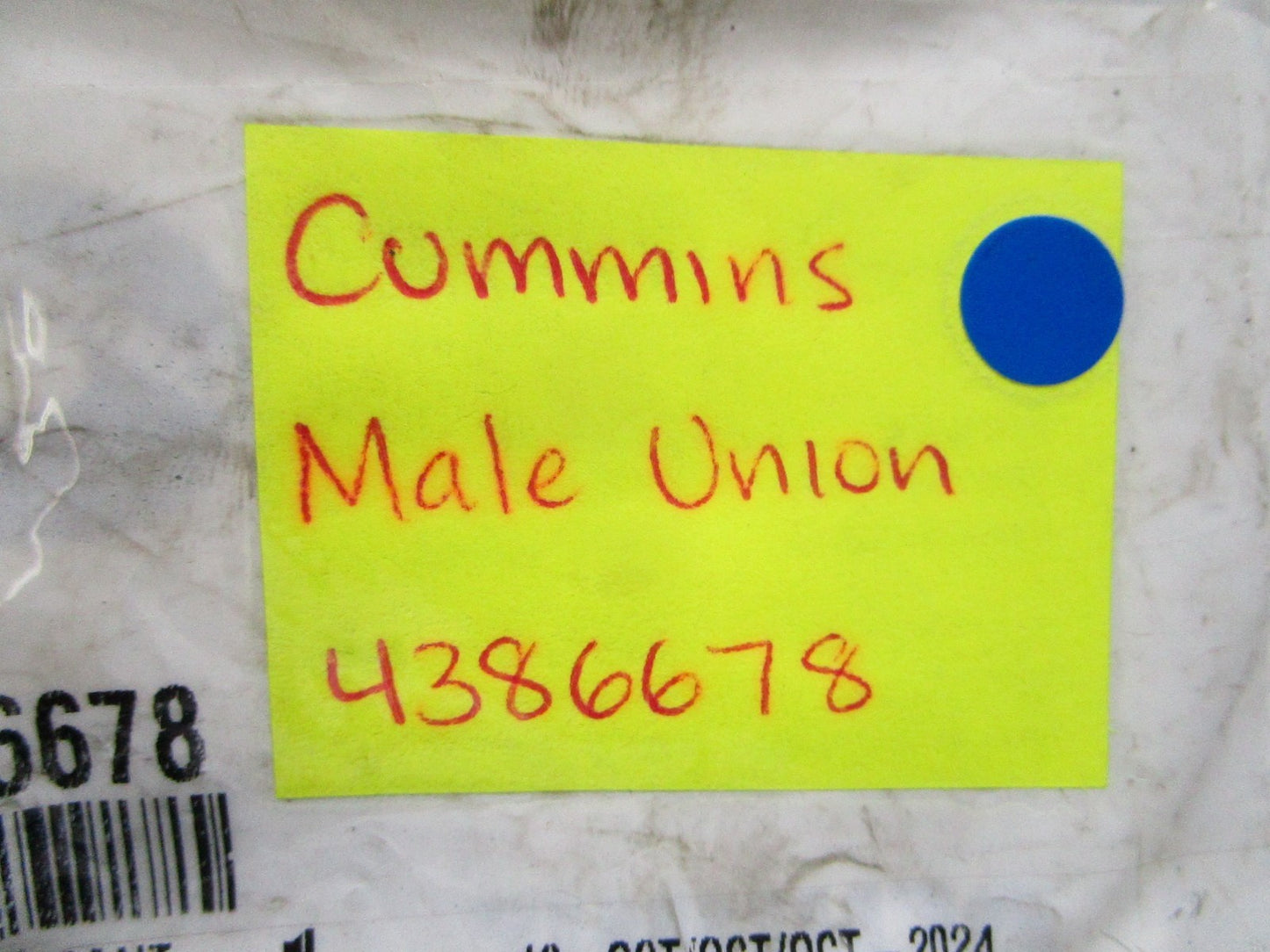 *NEW OEM* 0810 Cummins Male Union 4386678