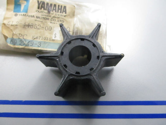 *NEW OEM* 0810 Yamaha Water Pump Impeller 6L2-44352-00-00