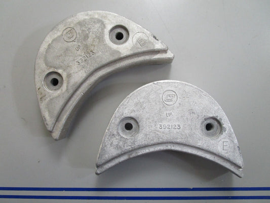 *NEW OEM* 0820 OMC Johnson Evinrude Exhaust Housing Anode 392123 0392123