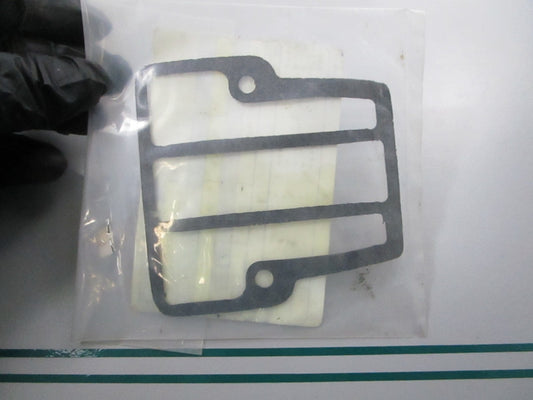 NEW OEM 329826 0329826 OMC Johnson Evinrude Exhaust Relief Gasket 0810
