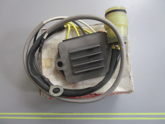 *NEW OEM* 0820 Suzuki Rectifier & Regulator 32800-93J02 32800-93J03