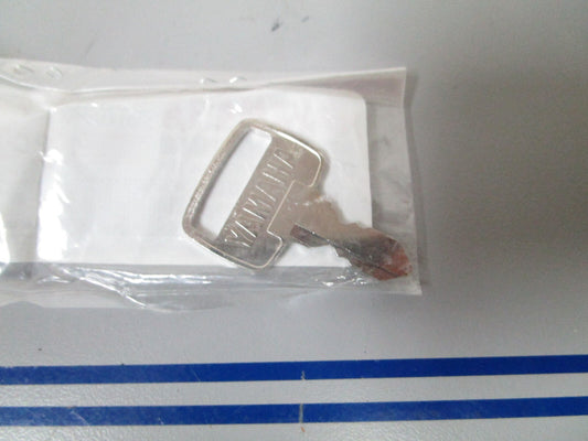 *NEW OEM* 0810 Yamaha 454 Key 90890-55823