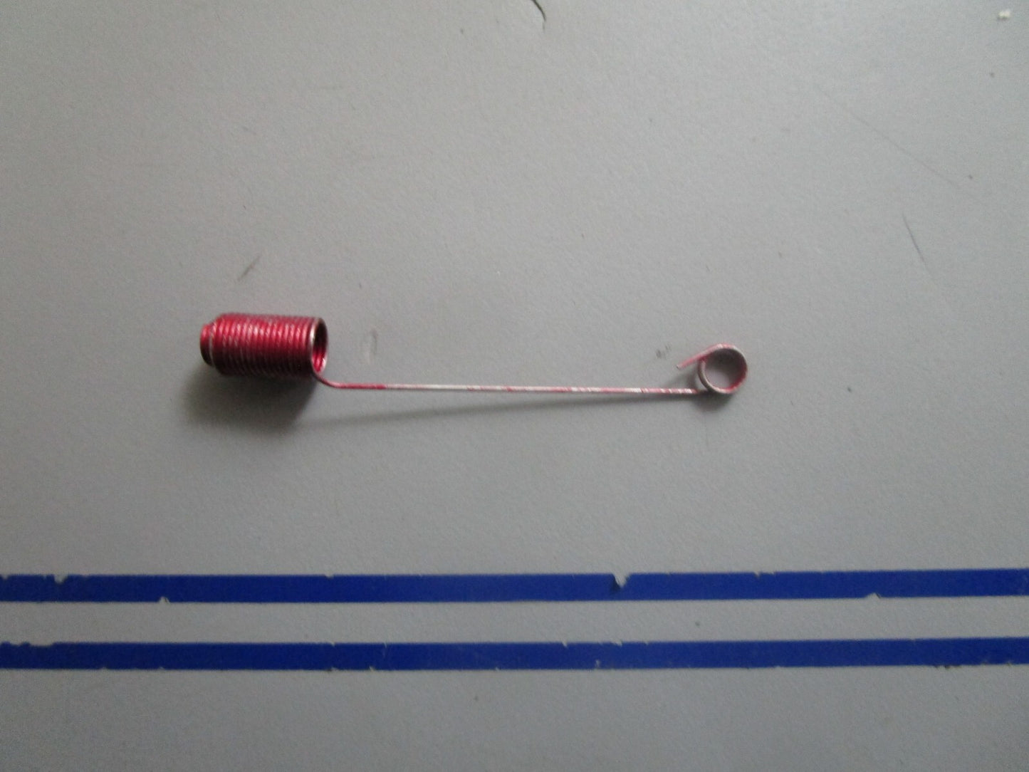 *NEW OEM* 0810 OMC Johnson Evinrude Spring 314193 0314193