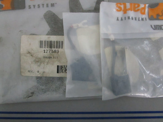 NEW OEM 127589 Crown Brush Kit 0820