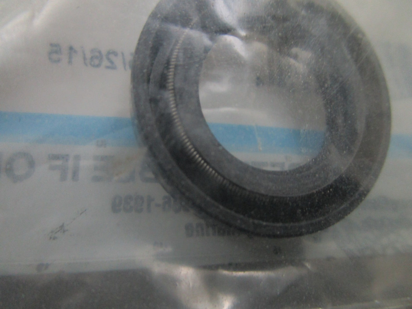 *NEW OEM* 0810 Mercury Quicksilver Seal 26-99325