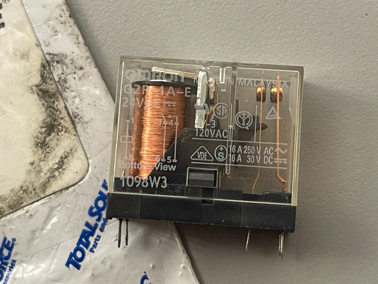 *NEW* 0720 Total Source 24V Relay CR062640-001 Replaces: Crown 062640-001