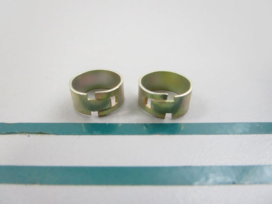 NEW OEM (LOT OF 2) 328438 0328438 OMC Johnson Evinrude Retainer 0810