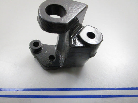 *NEW OEM* 0810 Bobcat Alternator Bracket 6725427