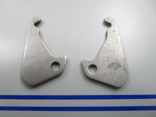 *NEW OEM* (LOT OF 2) 0810 OMC Johnson Evinrude Lever 333871 0333871