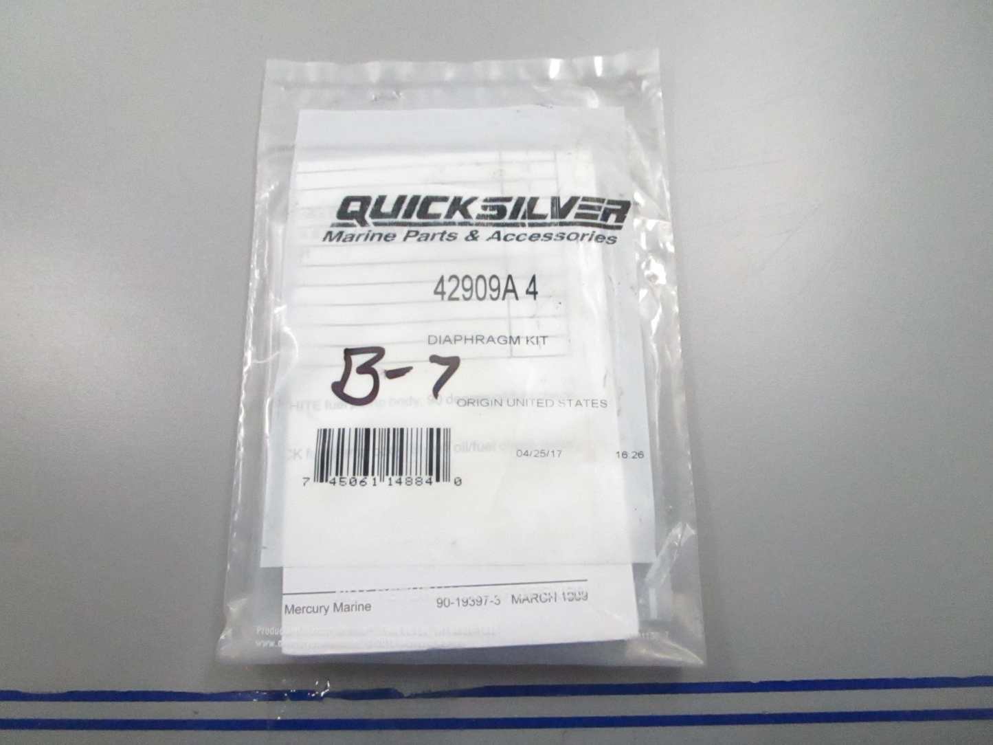 *NEW OEM* 0810 Mercury Quicksilver Diaphragm Kit 42909A4