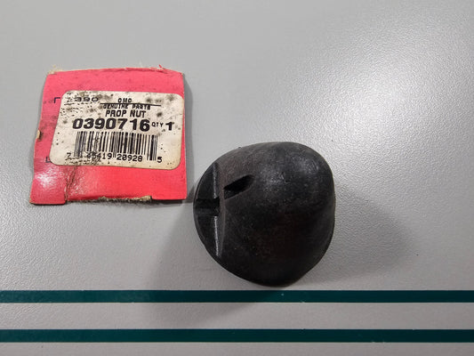 NEW OEM 390716 0390716 OMC Johnson Evinrude Prop Nut 0810