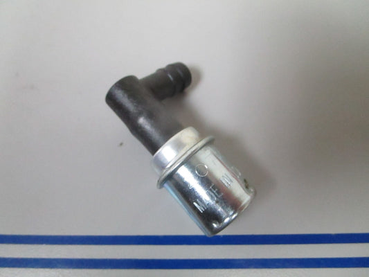*NEW OEM* 0810 Mercury Quicksilver PCV Valve 21-806603