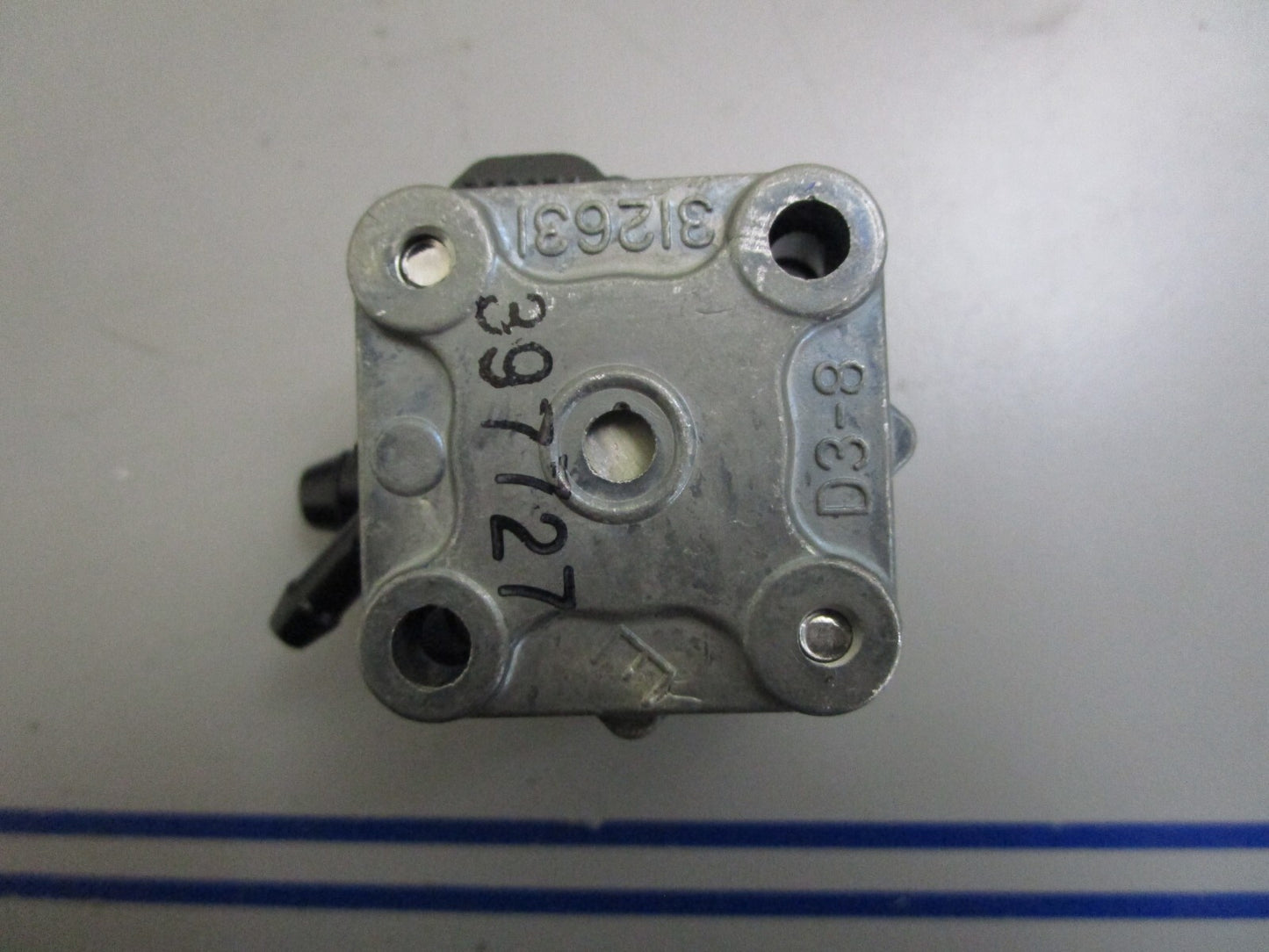 *NEW OEM* 0820 OMC Johnson Evinrude Fuel Pump Ay 397727 0397727