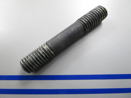 *NEW OEM* 0810 OMC Johnson Evinrude Stud 357905 0357905