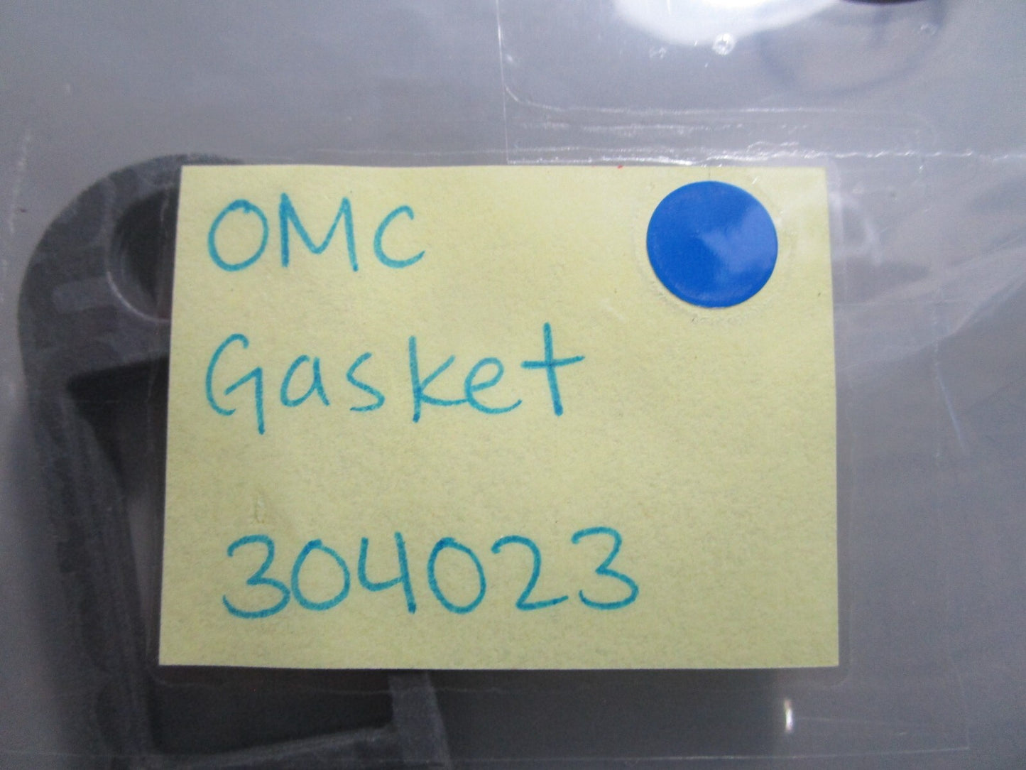 *NEW OEM* 0810 OMC Johnson Evinrude Gasket 304023 0304023