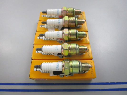 NEW (LOT OF 5) CR6HS NGK Spark Plug 0810