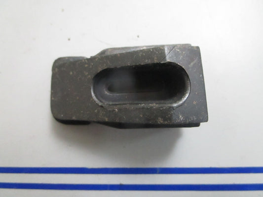 *NEW OEM* 0820 OMC Johnson Evinrude Grommet 345748 0345748