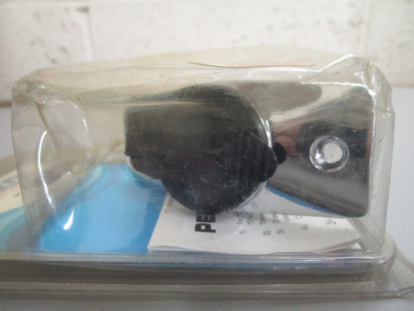 *NEW* 0820 Perko Pole Light Base 1060PB0DP