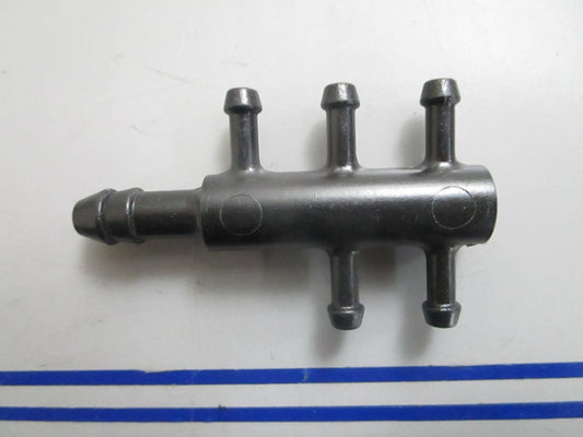 *NEW OEM* 0820 OMC Johnson Evinrude Fuel Manifold 394385 0394385