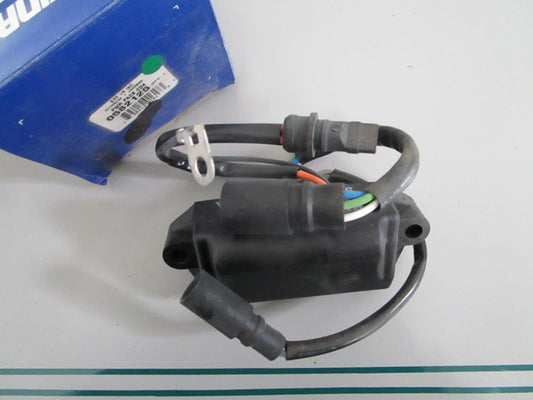 NEW OEM 582125 0582125 OMC Johnson Evinrude Power Pack 0820