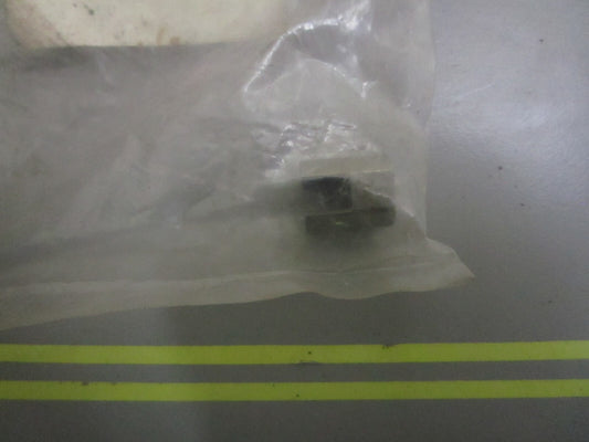 *NEW OEM* 0810 Volvo Penta Connector 3858072