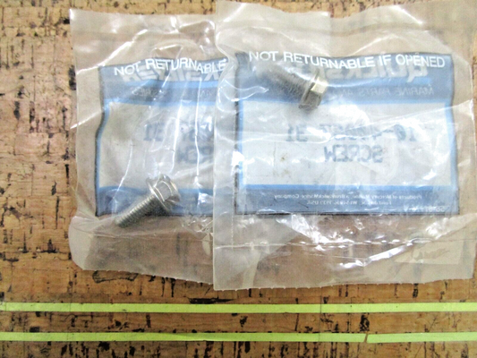 *NEW OEM* (LOT OF 2) 0750 Mercury Quicksilver SCREW 10-40067 31