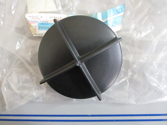 *NEW OEM* 0820 Volvo Penta Cap 855410