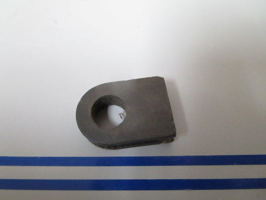 *NEW OEM* 0810 OMC Johnson Evinrude Grommet 307994 0307994