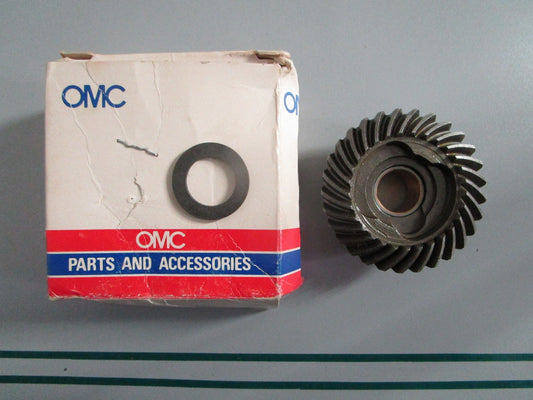 NEW OEM 396992 0396992 OMC Johnson Evinrude Reverse Gear & Bushing 0820