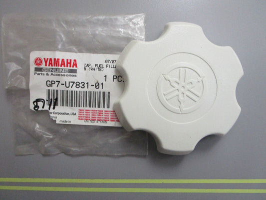 *NEW OEM* 0810 Yamaha Fuel Filter Cap GP7-U7831-01-00
